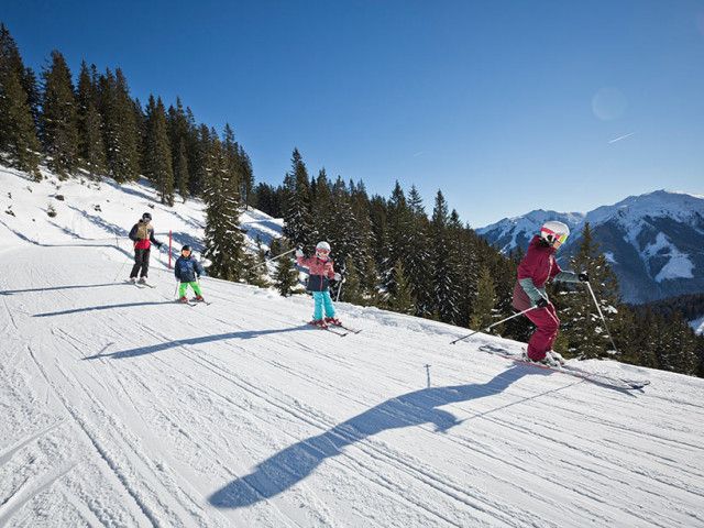 Skifahren in Saalbach