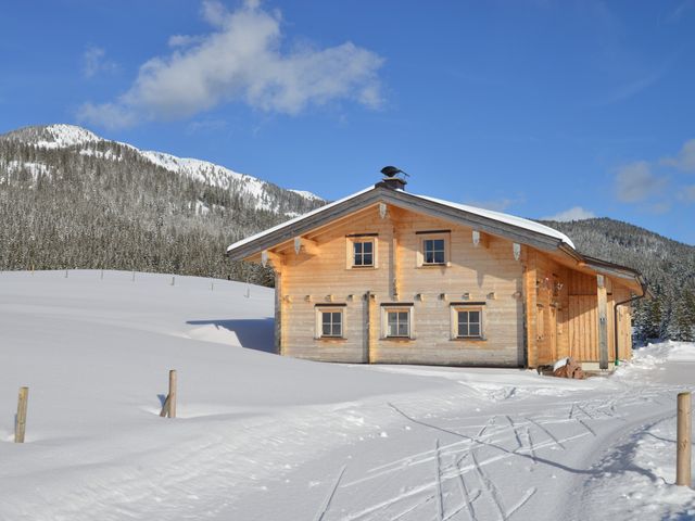 Almhütte in Reit im Winkel WID-BRD